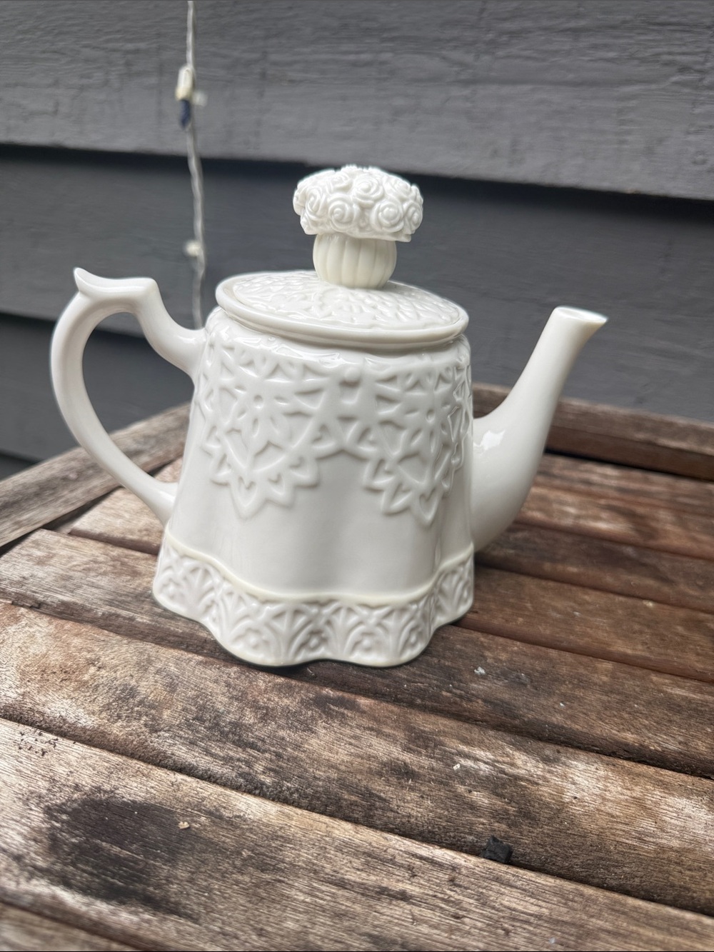 Lenox Butler’s Pantry Garden Party Teapot